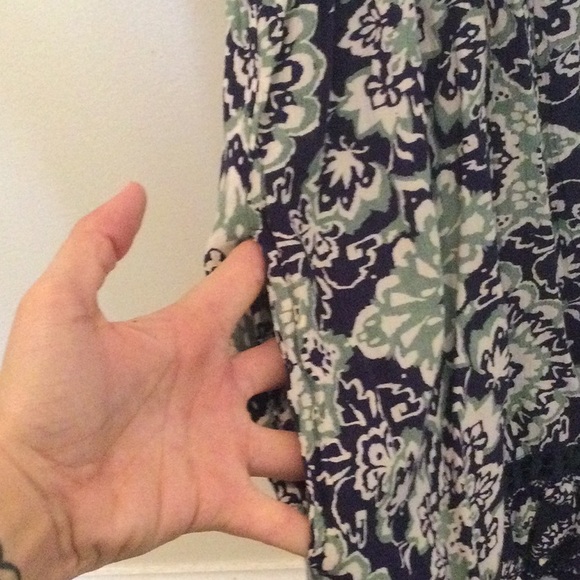 Angie V Neckline Patterned Romper - Picture 4 of 7